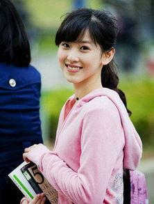 重返大学，校花哪有姐姐香,揭秘校花与姐姐间的独特魅力